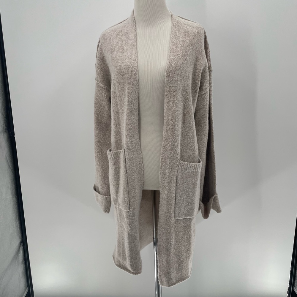 Promesa Woman’s Cardigan